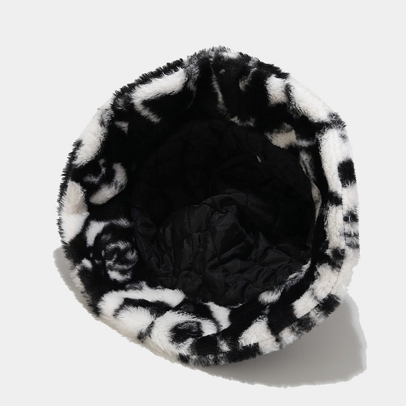 Panda Pattern Plush Bucket Hat – Foldable, Warm, All-Season