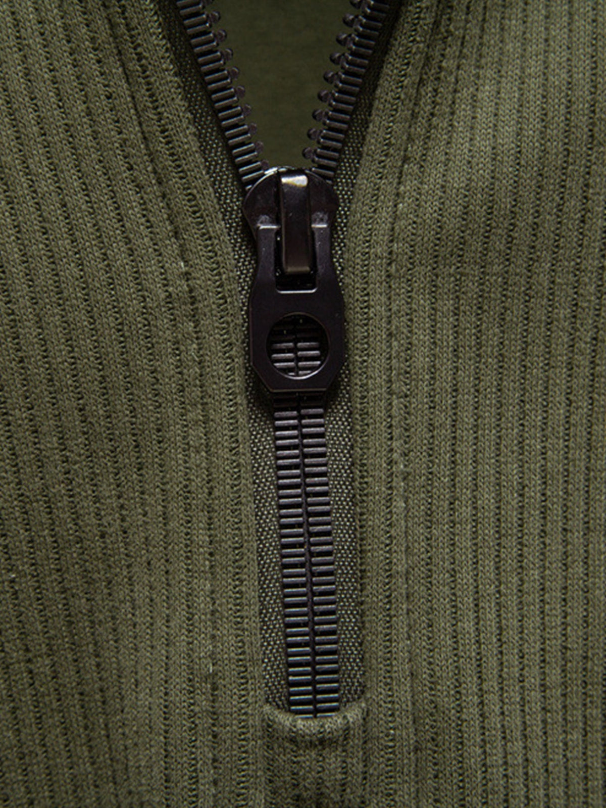 Ribbed Raglan Sleeve Quarter Zip Sweatshirt