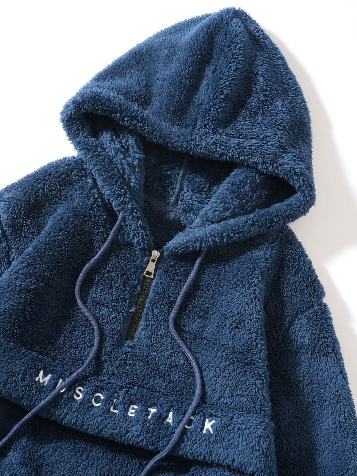 Sweat à capuche zippé à mi-hauteur avec broderie de lettres