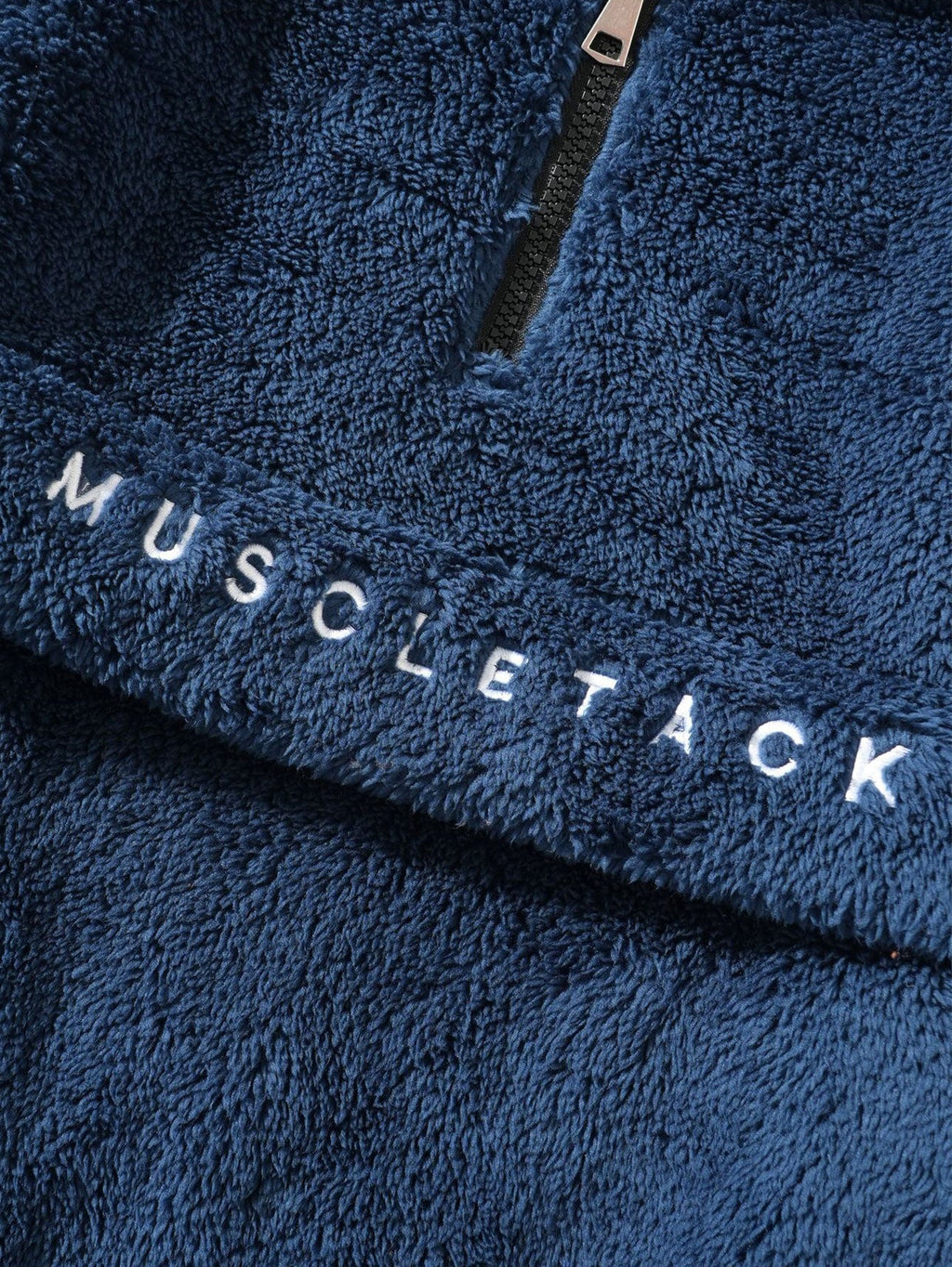 Sweat à capuche zippé à mi-hauteur avec broderie de lettres
