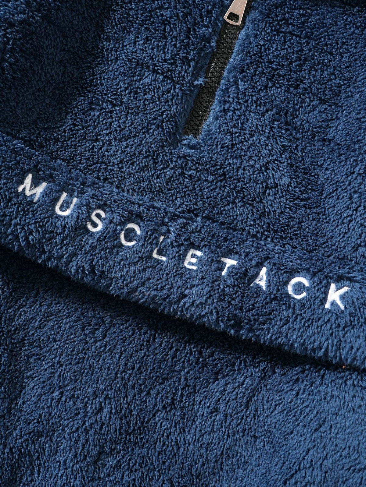 Sweat à capuche zippé à mi-hauteur avec broderie de lettres