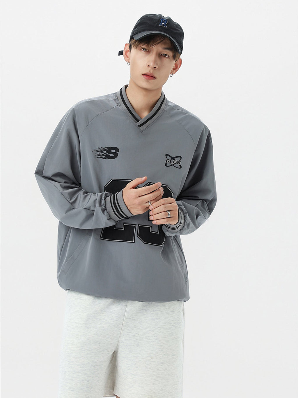 Long Sleeved Number Print V Neck Sweatshirt