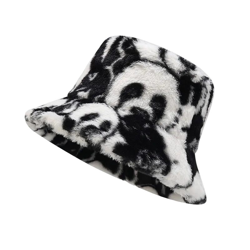 Panda Pattern Plush Bucket Hat – Foldable, Warm, All-Season