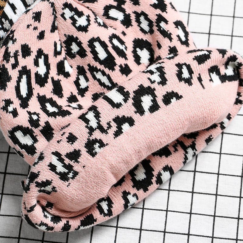 Gorro de punto de lana con estampado de leopardo Mayberry