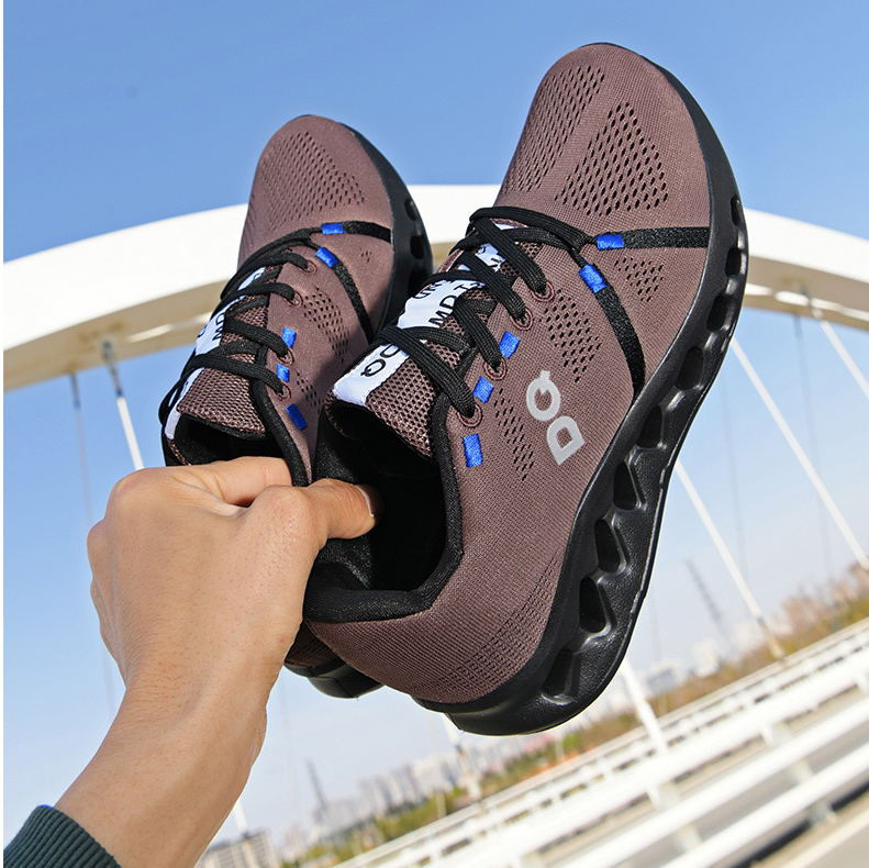 Men’s Outdoor Fashion Running Shoes – Trendy Hong Kong Style Sneakers