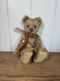 Charlie Bears | Little D CB094050