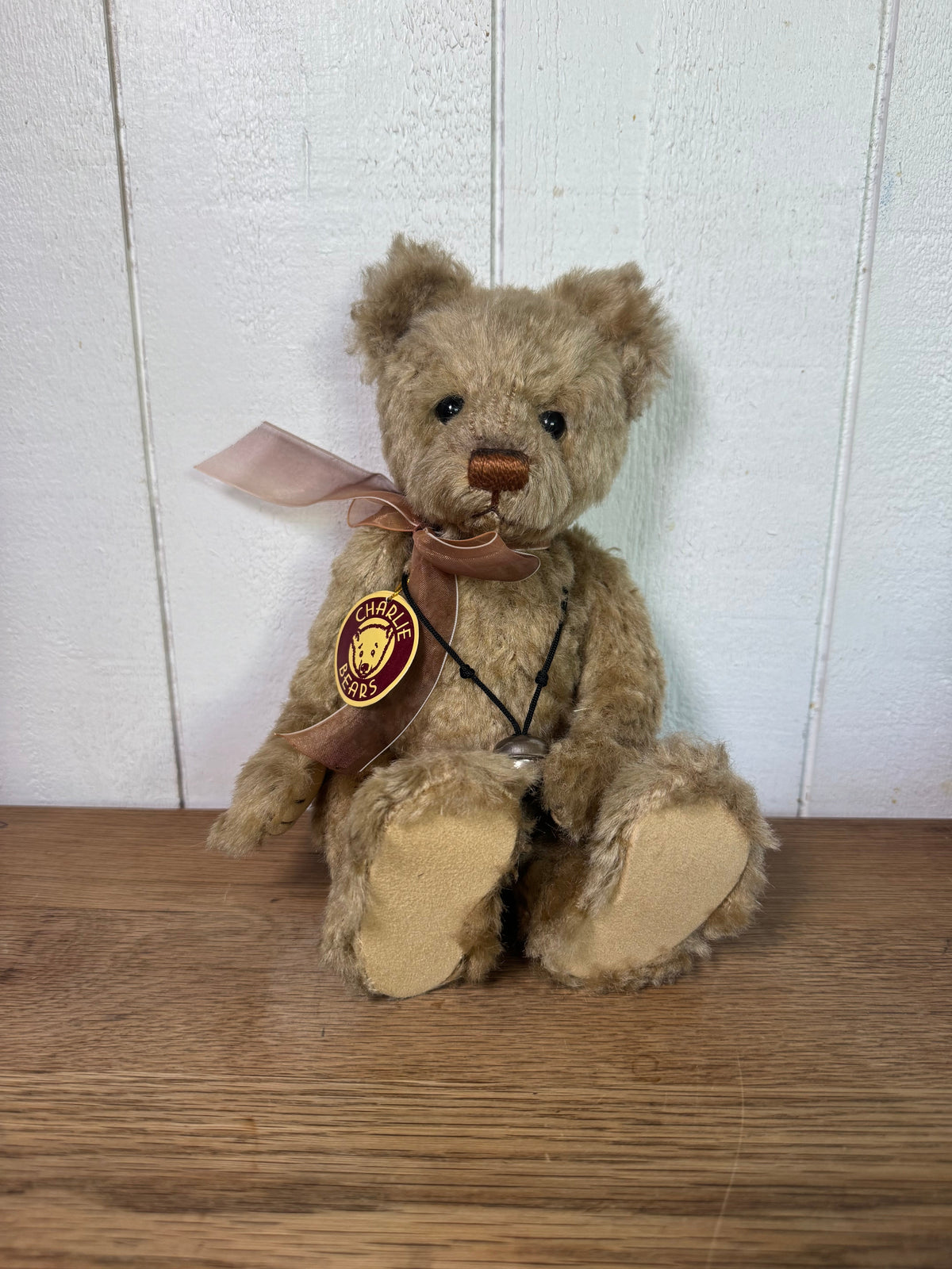 Charlie Bears | Little D CB094050