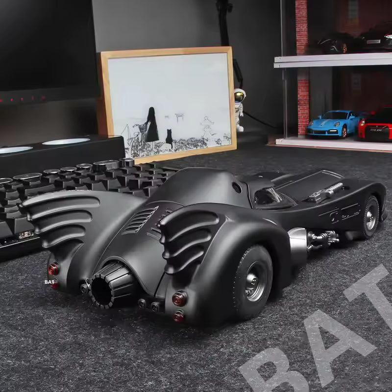 1:18 Batman Batmobile Diecast Model with Lights