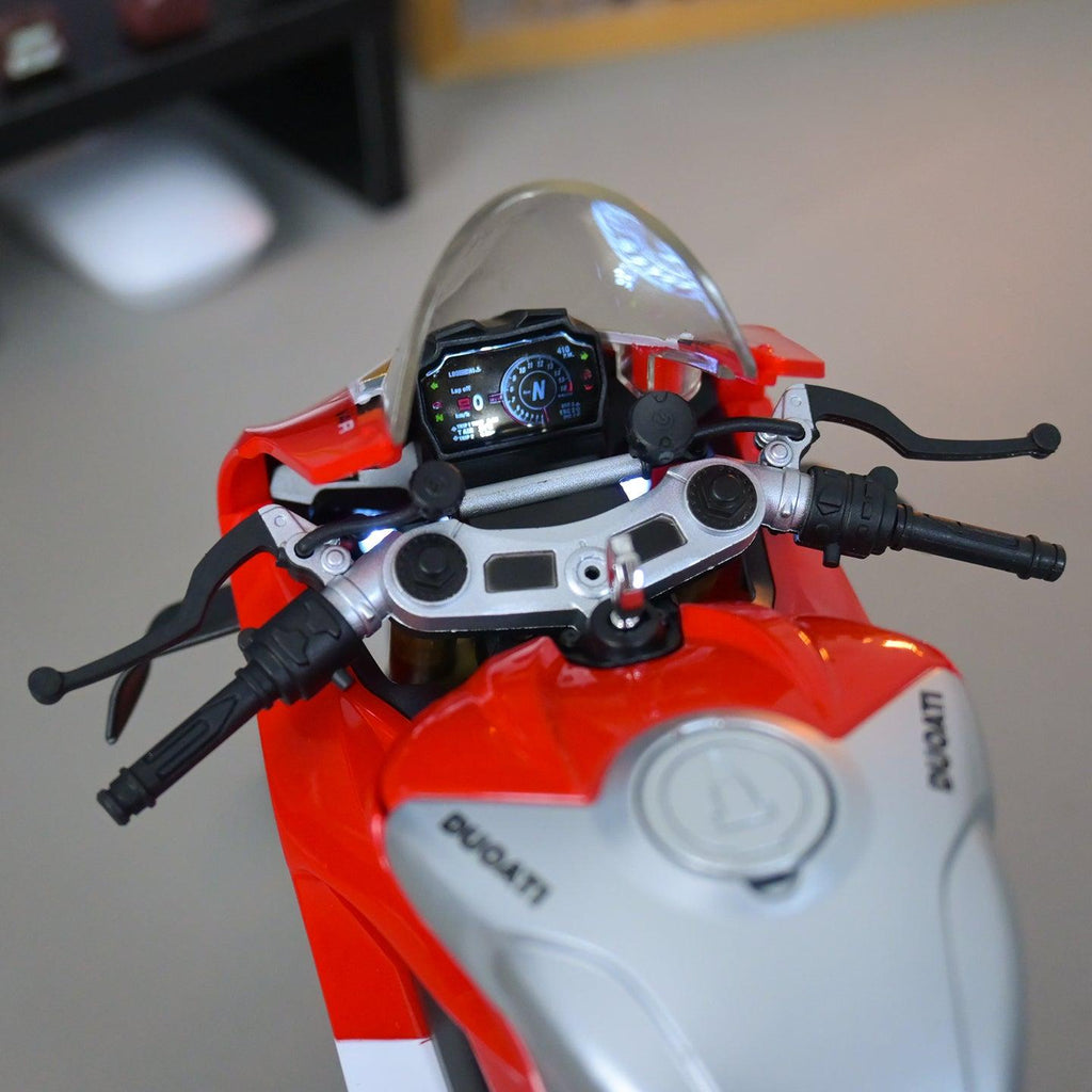1:6 Ducati Panigale V4R Alloy Diecast Model