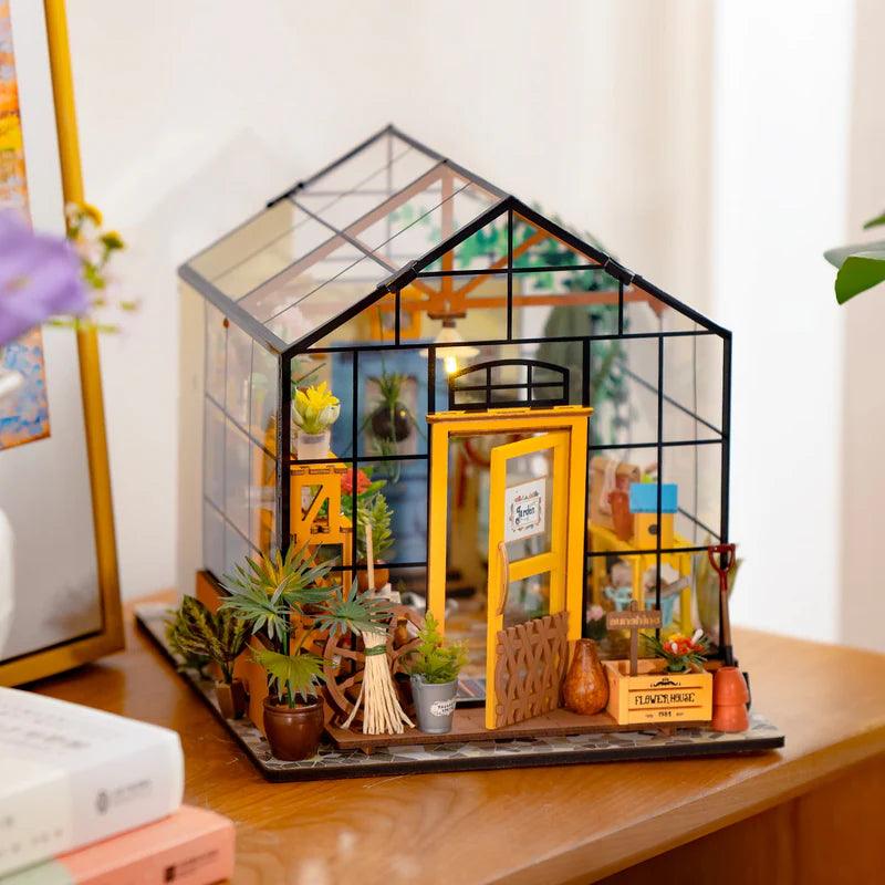 Enchanted Greenhouse Garden Miniature Kit