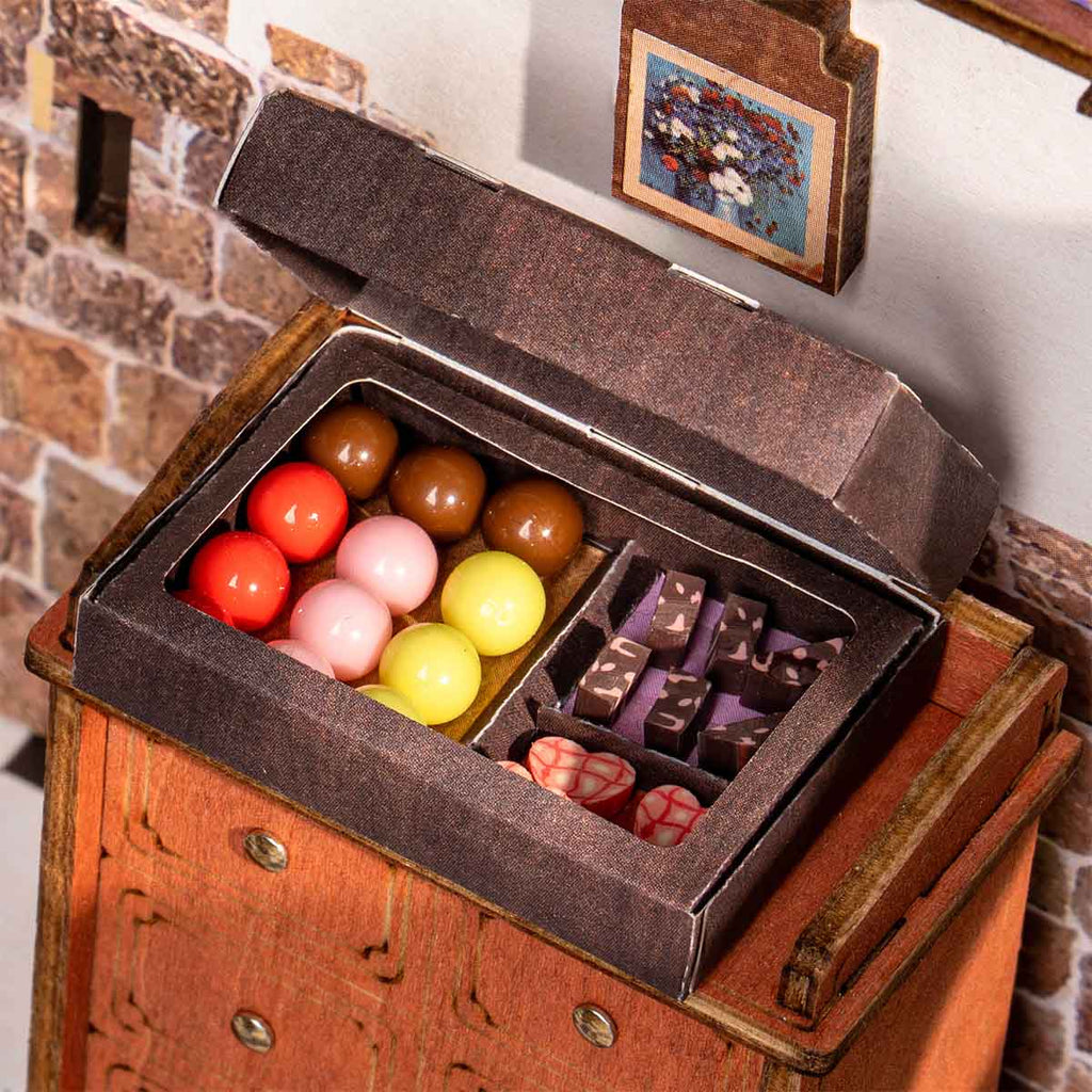 Henry's Chocolate Shop DIY Miniature House