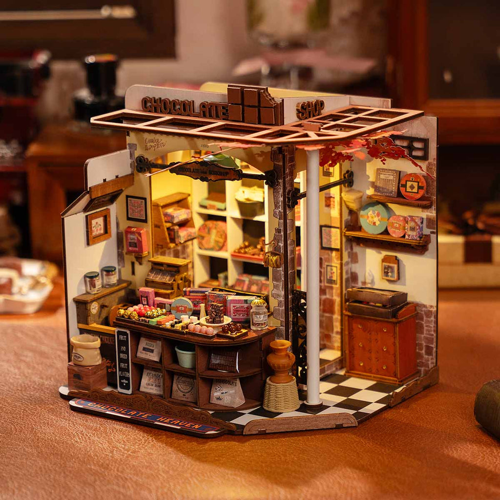 Henry's Chocolate Shop DIY Miniature House