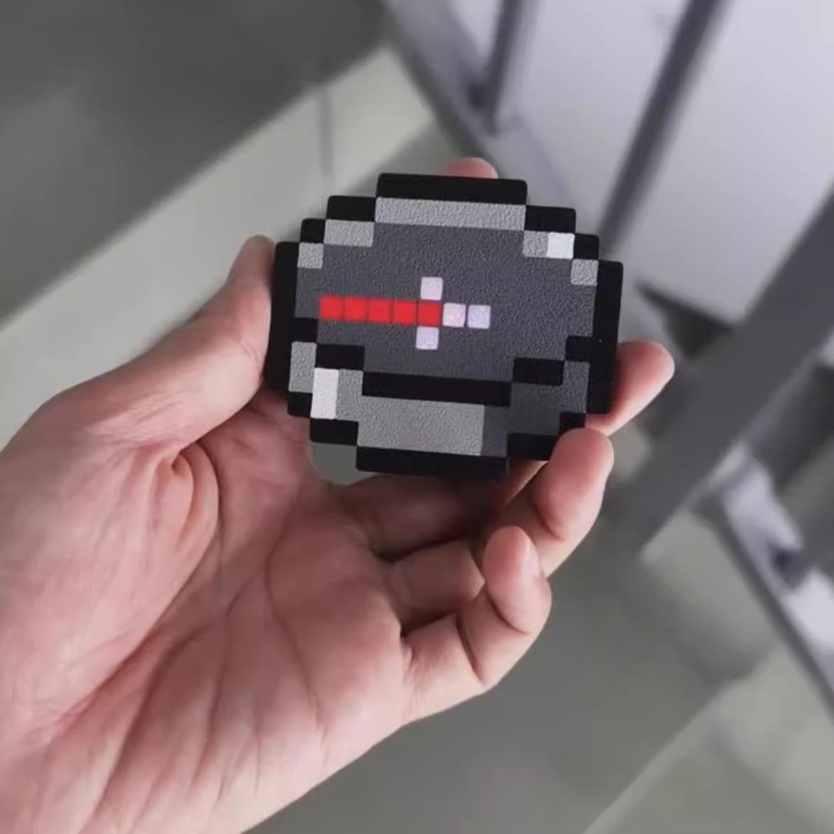 Minecraft Working Magnetic Pixel Compass