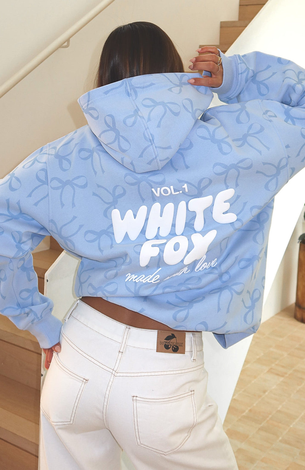 Vol. 1 Sudadera con capucha estampada extragrande Lazo azul